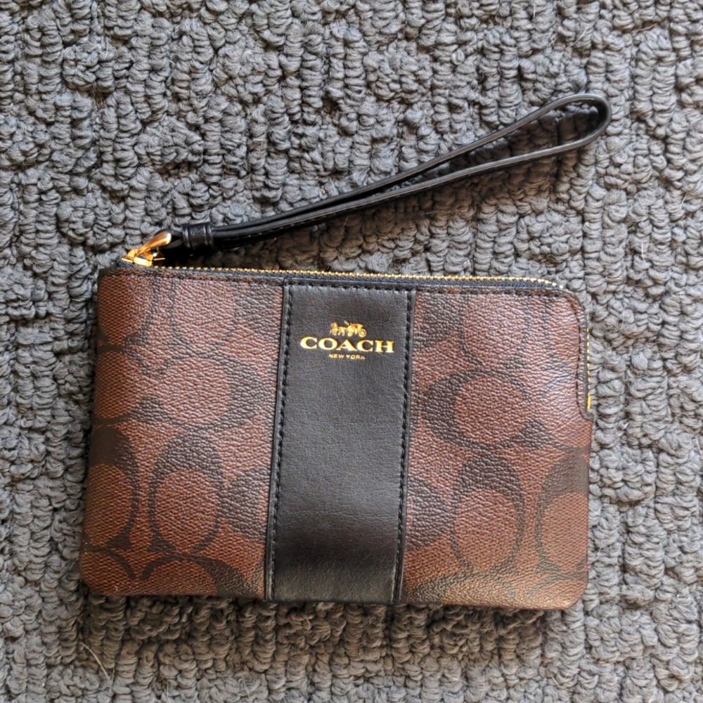 Coach Signature Leather Corner Zip Wristlet Brown